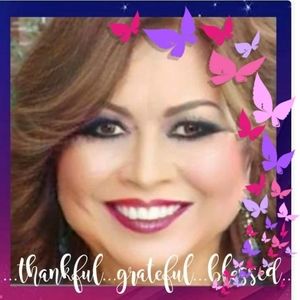 Meet your Posher, Candice